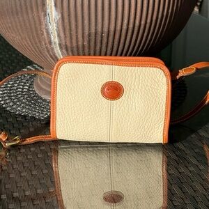 Dooney & Bourke Cream and Brown Short Shoklder Zio Top Bag Vintage and Rare!